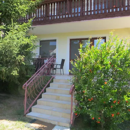 Vadvirag Apartment Csopak